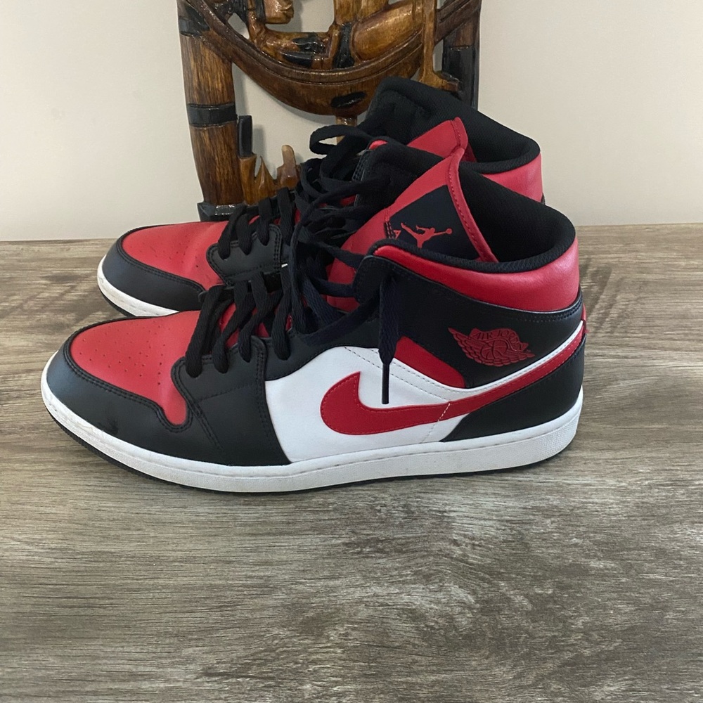 Air Jordan 1